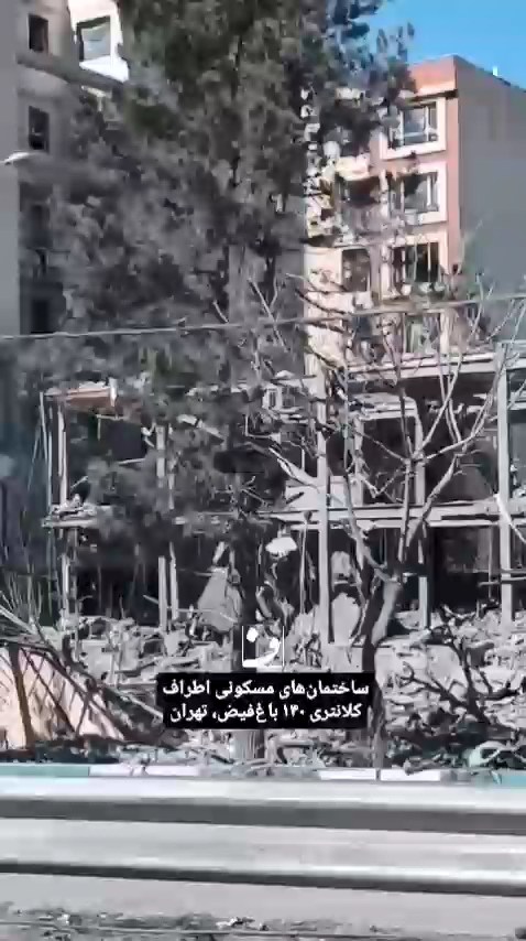 ساختمان‌های مسکونی اطراف کلانتری ۱۴۰ باغ‌فیض، تهران