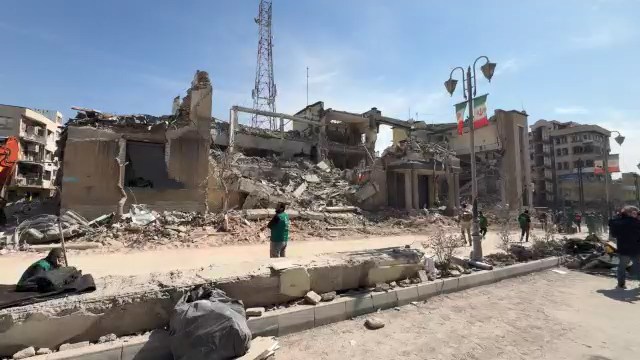 تصاویری از محدوده خیابان کارگر جنوبی و میدان انقلاب تهران