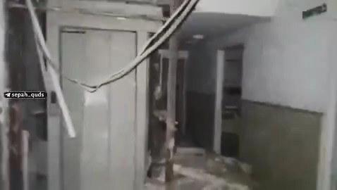 تصاویری از یک ساختمان بمباران‌شده در حوالی سیدخندان