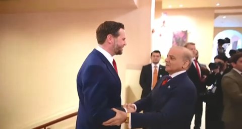 جی دی ونس با نخست وزیر پاکستان دیدار کرد