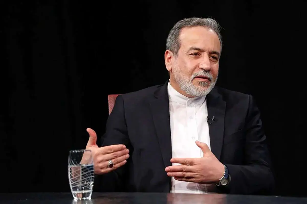عراقچی در بریکس: امپراتوری‌های رو به افول به هر ریسمانی چنگ می‌زنند/ ایران شکست‌ناپذیر است