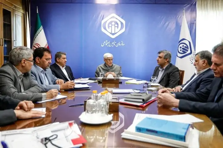 عارف: بعد از جنگ تحریم معنا ندارد