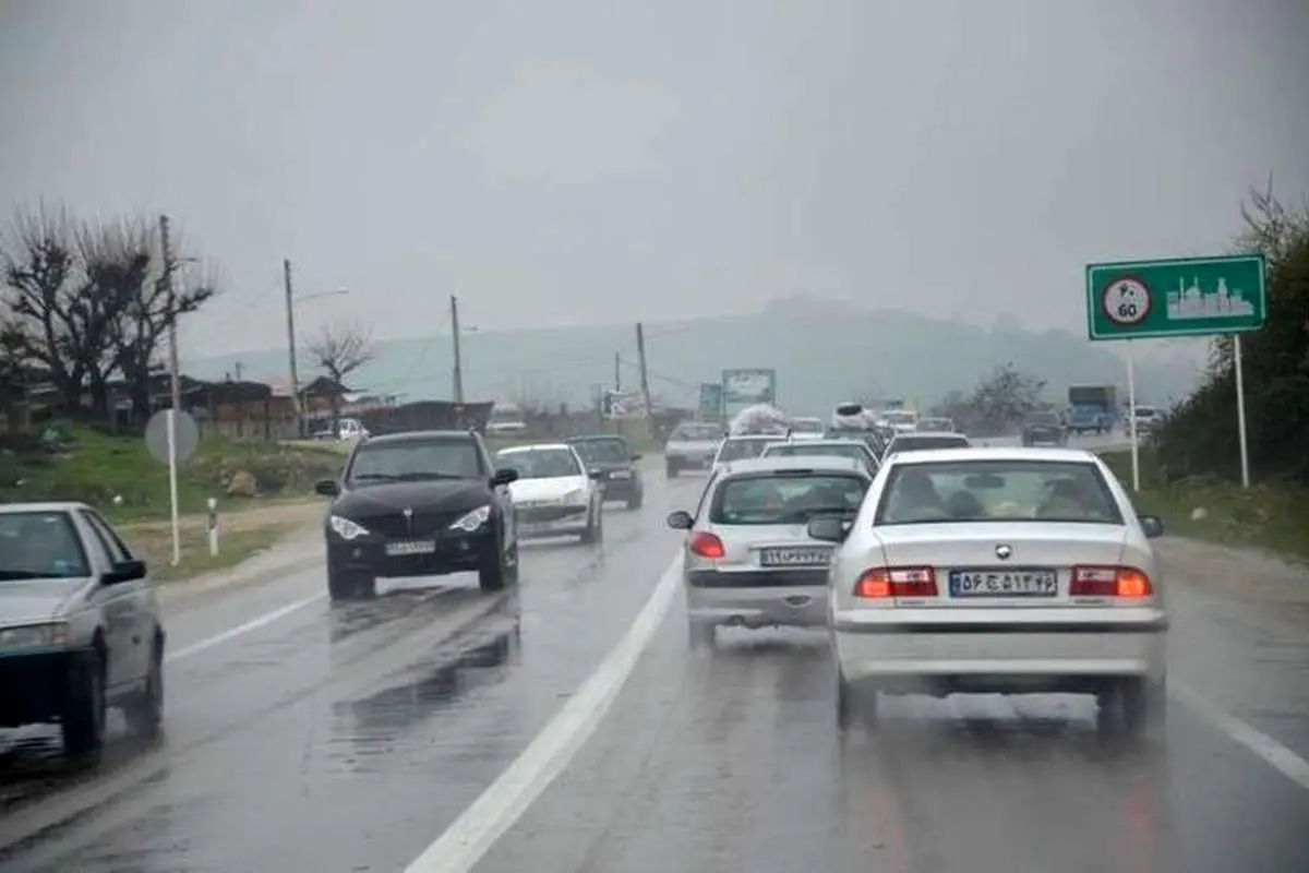 بارش برف و باران در جاده‌های ۱۵ استان کشور