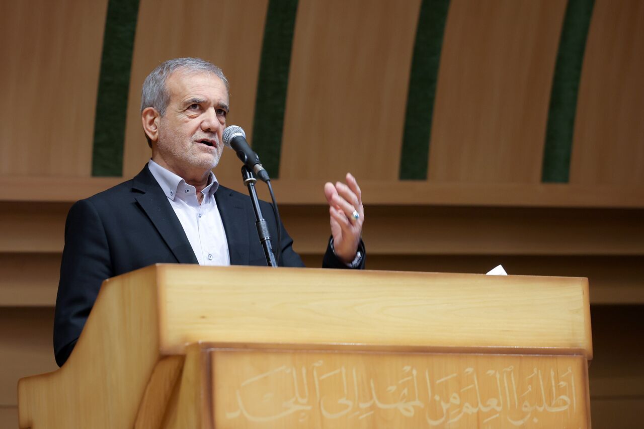 پزشکیان: سپاه معادلات دشمنان را برهم زده و به عنوان سپری استوار از کیان کشور صیانت کرده است