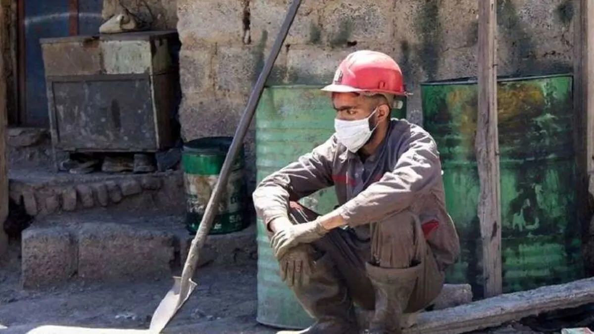 جنگ ۱۳۰ هزار شغل مستقیم و ۶۰۰ هزار شغل غیرمستقیم را نابود کرد