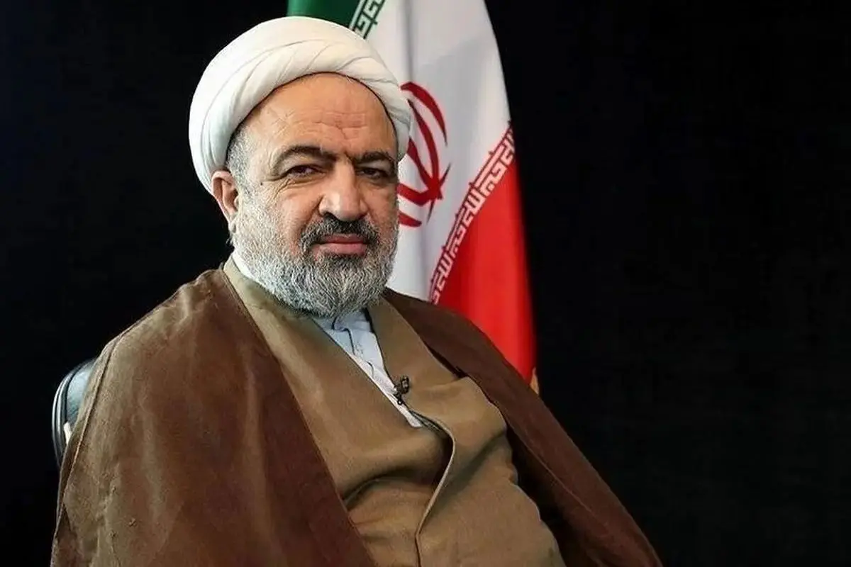 انتقاد تند صابرین‌نیوز از نماینده مشهور مجلس
