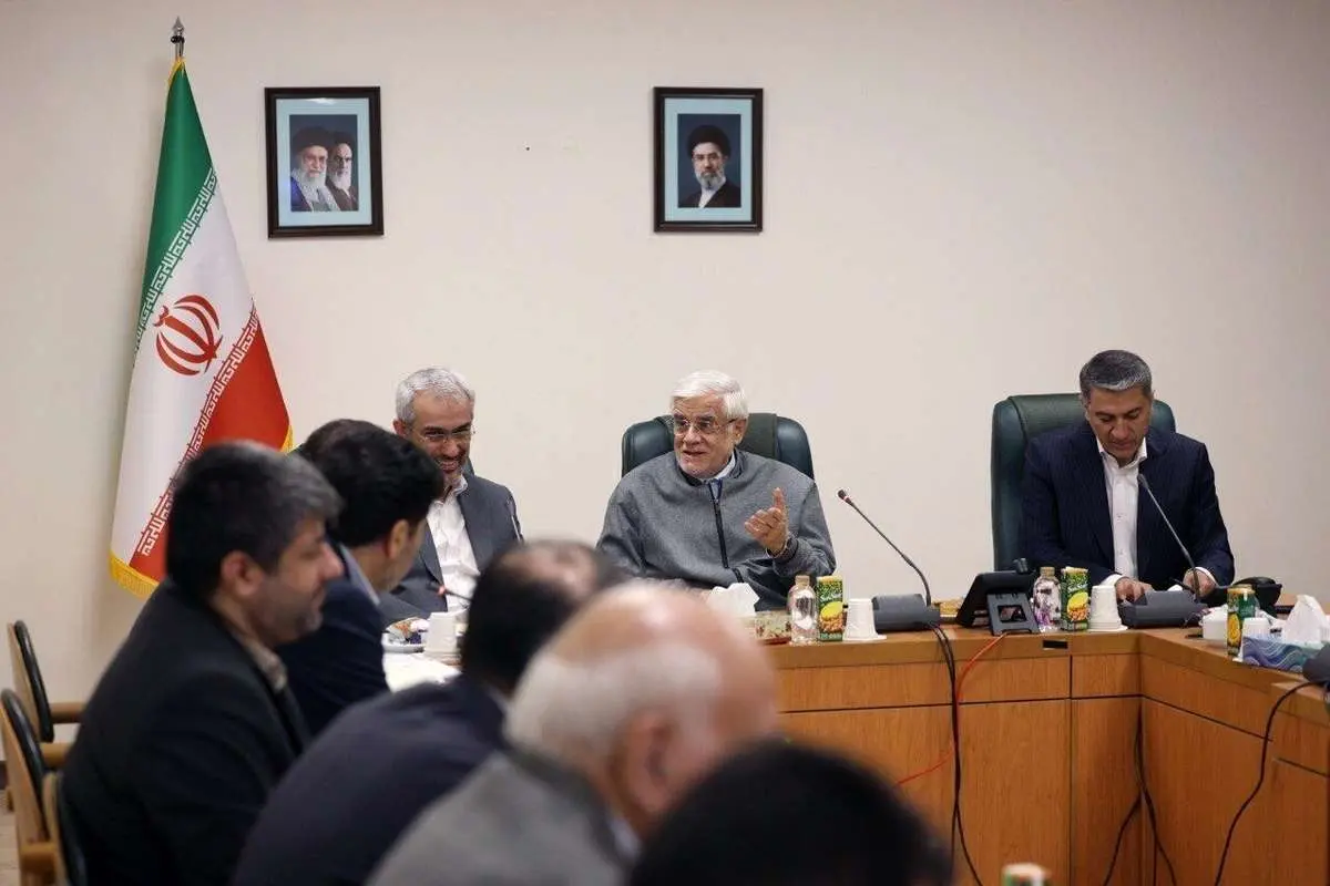 علت گرانی‌ها از زبان عارف