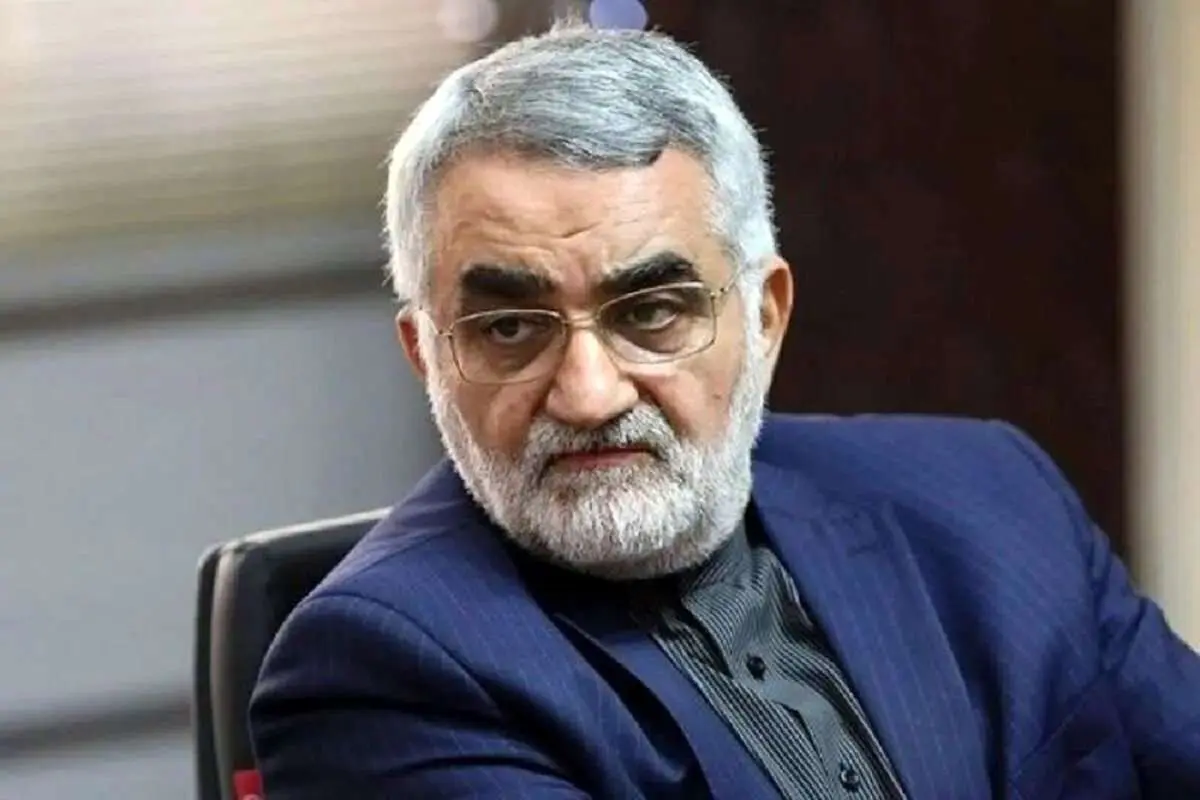بروجردی: دستاورد تنگه هرمز را از دست نمی‌دهیم