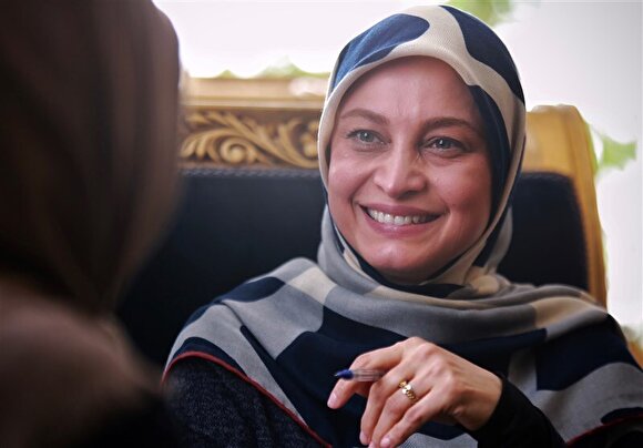 ببینید| مریم کاویانی، همسر سابق سخنگوی وزارت خارجه دولت احمدی‌نژاد زد تو کار دیزاین و دکوراسیون!