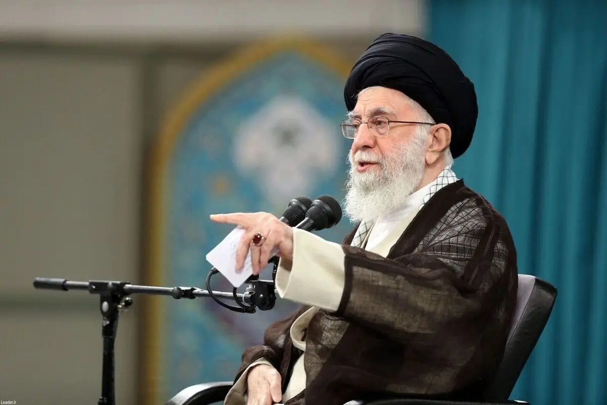 رهبر انقلاب: ملت ایران در هیچ میدانی طرفِ ضعیف نخواهد بود