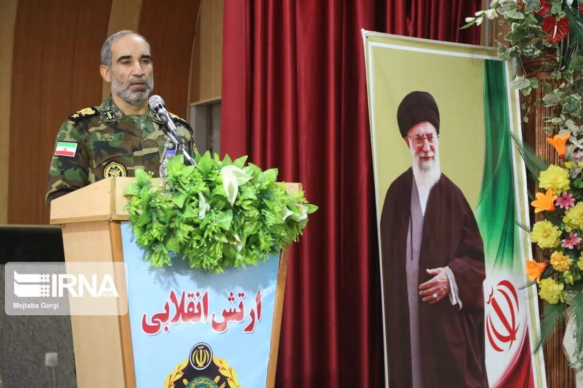 مقام ارشد ارتش: ۱۰ تیپ آماده دفاع از مرزها هستند