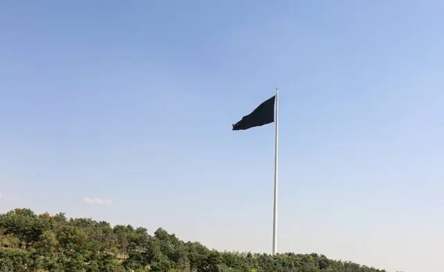 پرچم عزا در پایتخت به اهتزاز درآمد