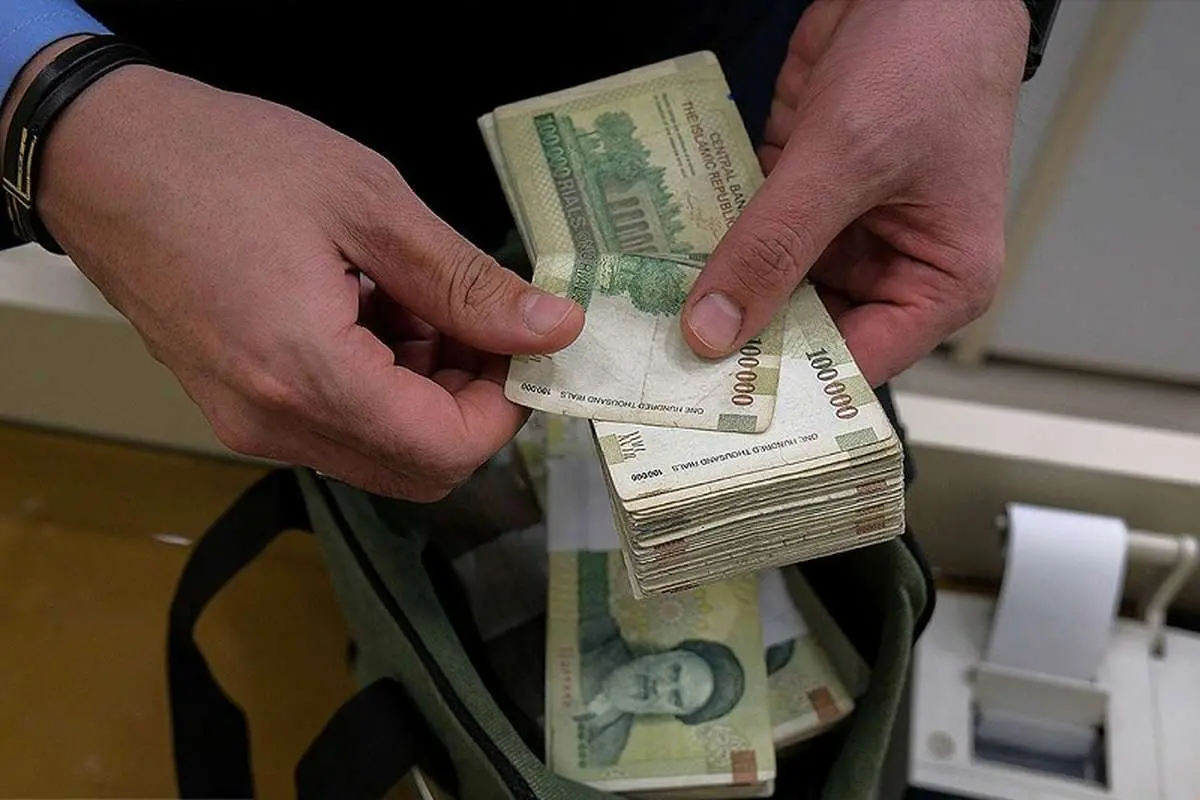 مستمری و یارانه تمام دهک‌ها زودتر از موعد پرداخت شد