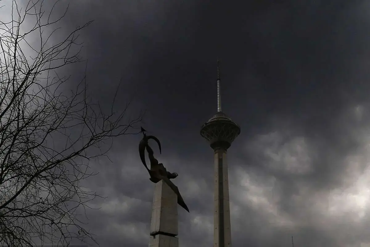آلودگی انفجار انبار نفت به مخازن آب تهران رسید؟