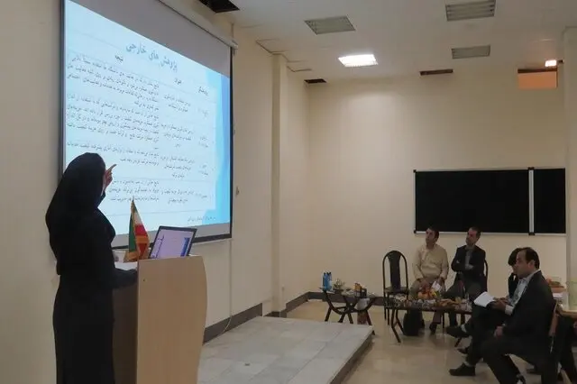 اعطای فرصت مجدد دفاع از پایان‌نامه به دانشجویان PH.D