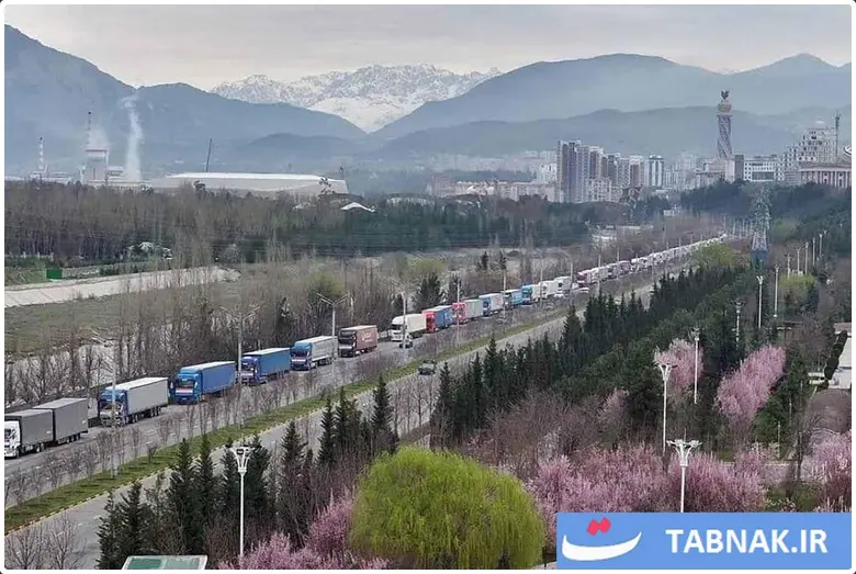 تصاویری از کمک بشردوستانه تاجیک‌ها به ایران