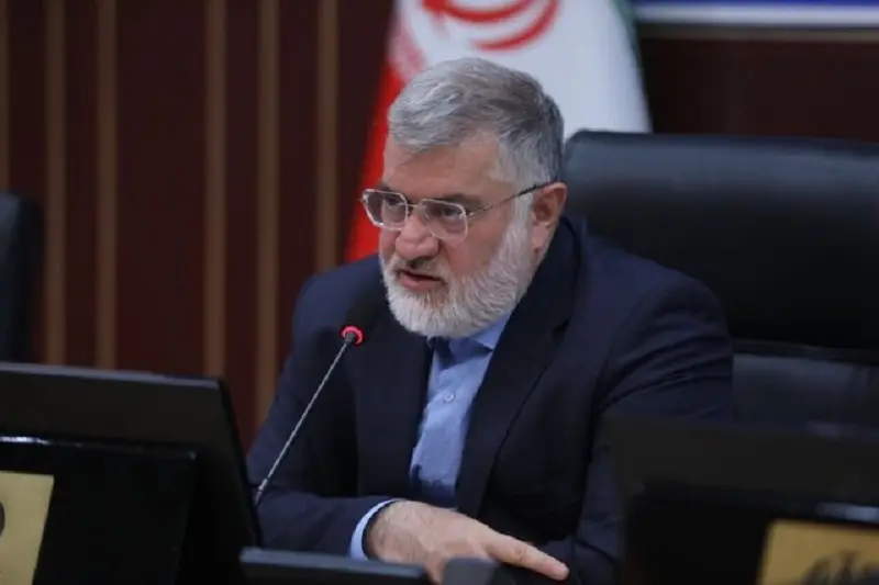 استاندار تهران: مردم در مصرف بنزین صرفه‌جویی کنند