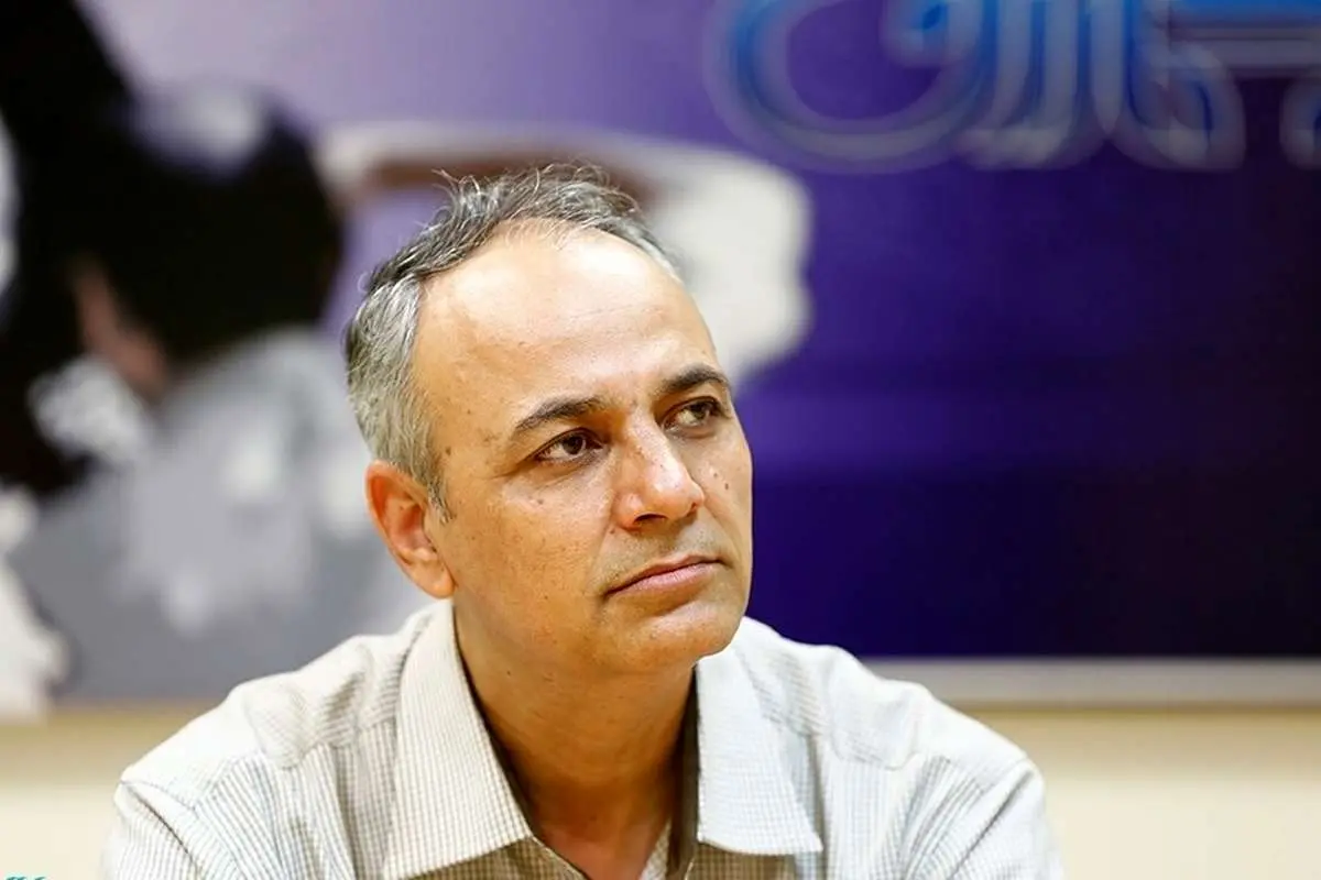 انتقاد احمد زیدآبادی از سعید حدادیان/ چه کاره هستید که برای جمهوری اسلامی نسخه می‌پیچید؟