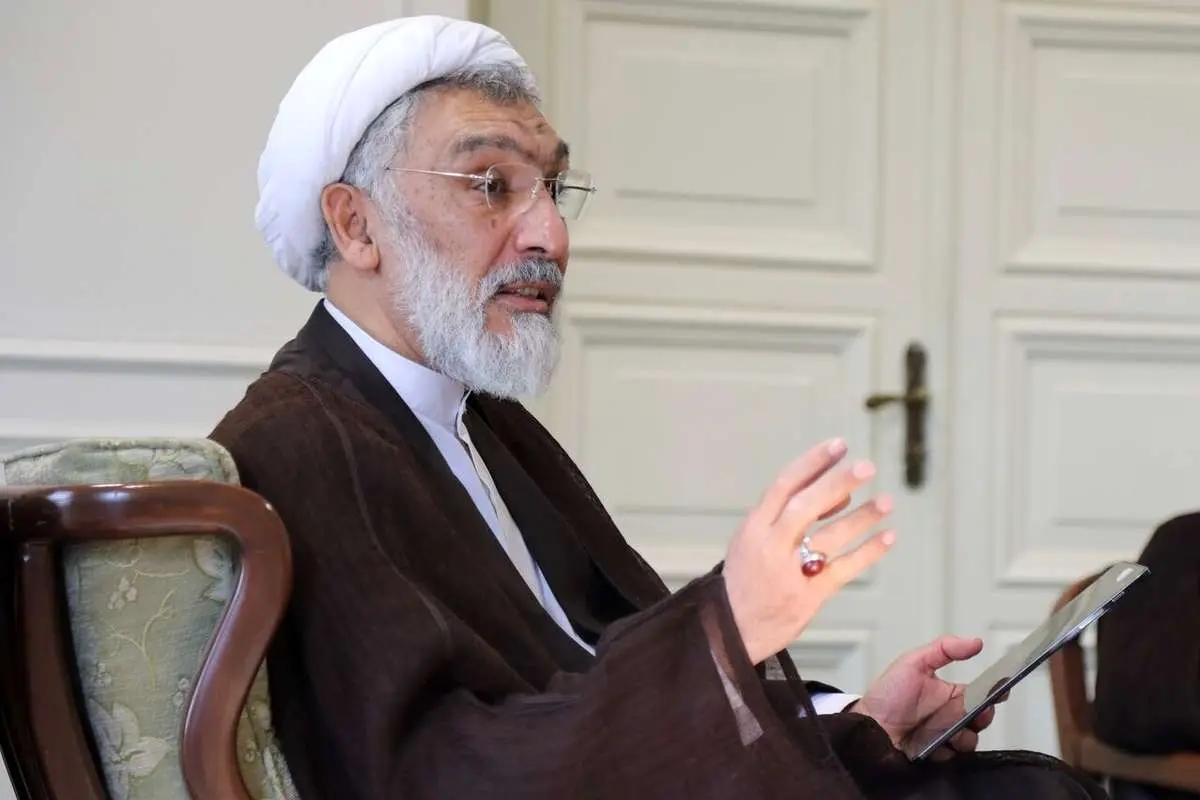 پورمحمدی: از مکر دشمن غافل نباشیم