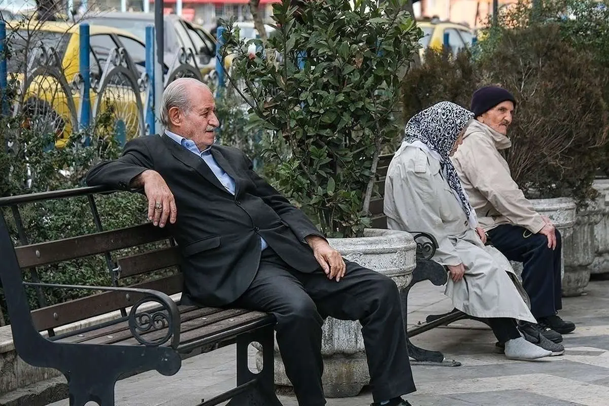 اصلاح یا کاهش مستمری؟/ لایحه جدید بازنشستگی و نگرانی از تغییر فرمول حقوق‌ها