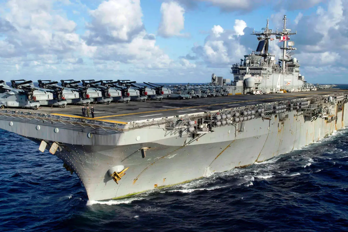 تغییر آرایش نظامی آمریکا/ ناو USS Boxer در شرق آسیا ماند