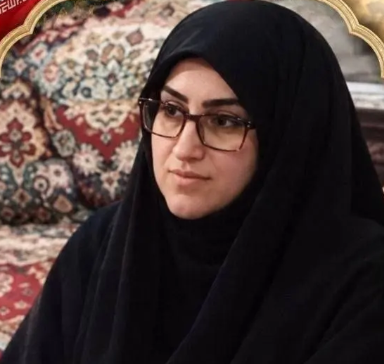 تصویری از شهیده افسانه عقیلا، فرمانده بسیج حوزه مهرستان
