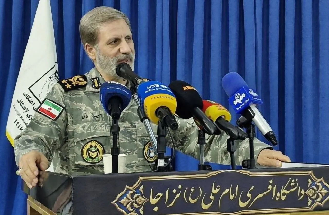 هشدار صریح سرلشکر حاتمی درباره تنگه هرمز
