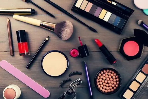 این ۲۱ محصول آرایشی فاقد مجوز هستند