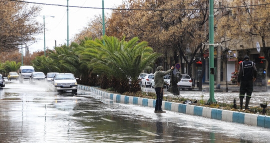 محورهای ۶ استان ایران بارانی شد