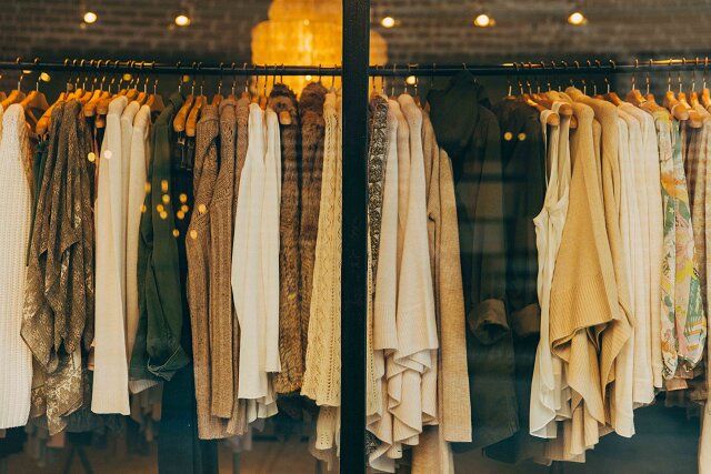 حقوق و عوارض دولتی برای کسب و کارها بخشیده می شود؟