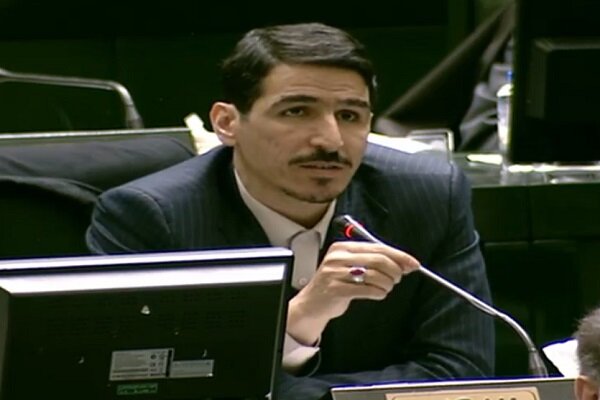 عضو کمیسیون انرژی: عمده مخازن مورد حمله خالی بودند/ تهرانی‌ها برای تأمین سوخت نگران‌نباشند