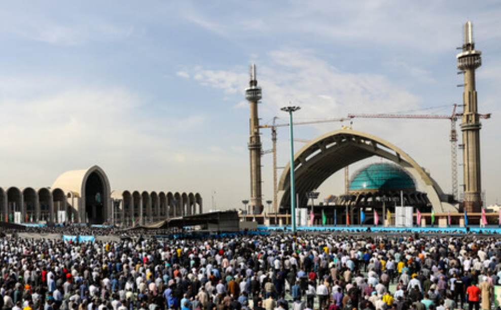 اقامه نماز عید سعید فطر در مصلای تهران