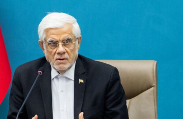 عارف: حمله به دانشگاه شریف، نماد جنون و جهل ترامپ است