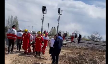 ویدئو؛ حمله هوایی به ریل راه آهن در کرج