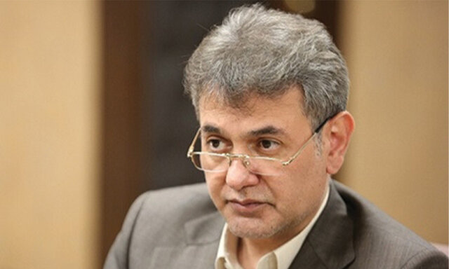 افزایش قیمت نامتعارف دارو در داروخانه‌ها به مراکز نظارتی بیمه سلامت گزارش شود
