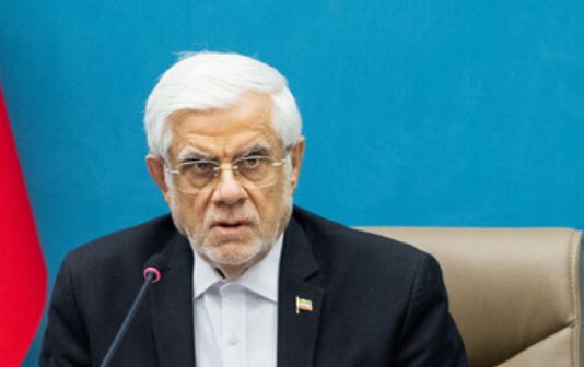 عارف: مدیریت تنگه هرمز با ایران است/پایان جنگ با پایان تحریم همراه خواهد بود