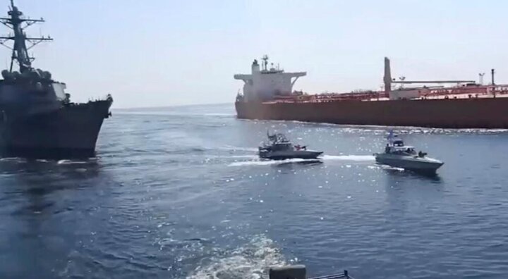 هلال احمر وکمیته ملی حقوق بشر تعرض به شناور حامل اقلام بیماران دیالیزی را محکوم کردند