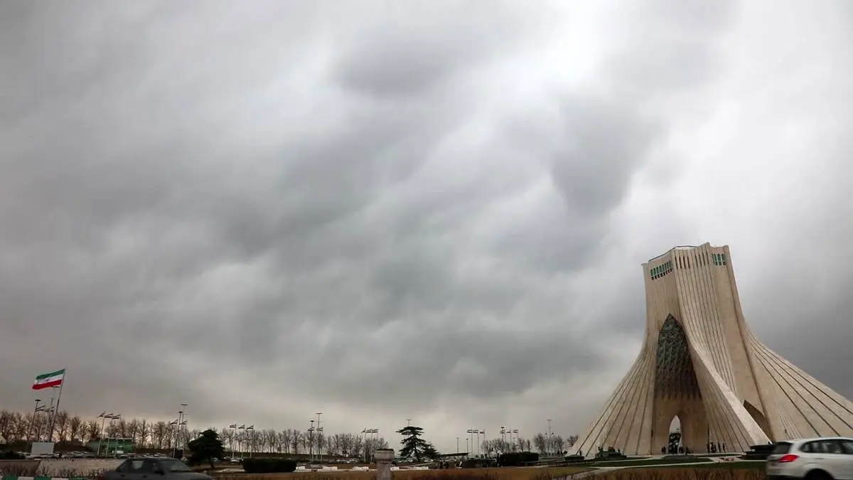 آسمان صاف تا قسمتی ابری و وزش باد برای تهران