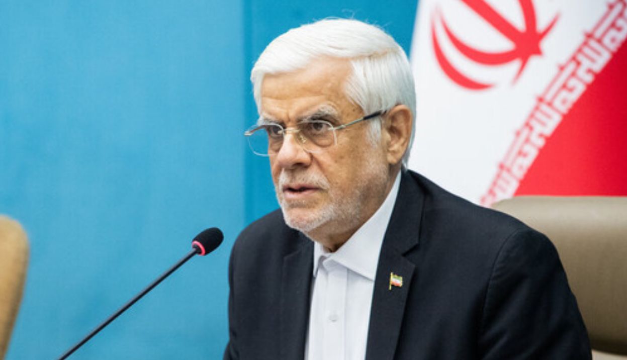 عارف: ایران در برابر متجاوز، «جناح واحد» است