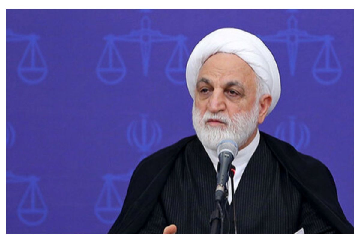 اژه‌ای: همراهان دشمن متجاوز، عناصری خائن به وطن هستند