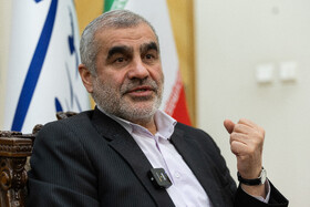 نیکزاد: تسلیم نمی‌شویم