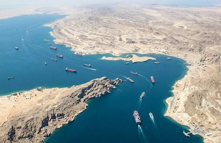 شنیده‌ شدن صدای ۳ انفجار از شرق بندرعباس/ شلیک اخطار ایران به شناورهای متخلف