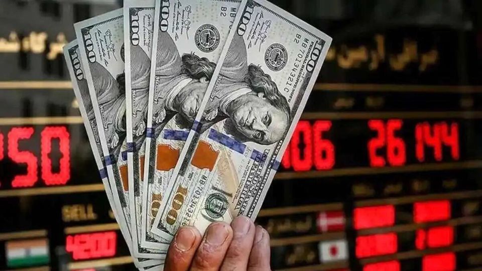  رویکرد جدید دولت در برابر نوسانات ارزی: از وعده سیاسی تا اجرای ساختاری