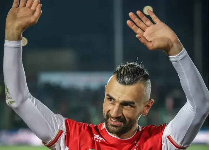 بازگشت سردار دورسون به تیم فوتبال پرسپولیس قطعی شد؛ خوش‌گلدینیز سردار!