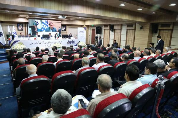 مجمع عمومی سالانه شرکت نفت ایرانول برگزار شد