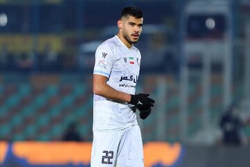 شوک شبانه ۸۰ میلیاردی در نقل و انتقالات: معامله بزرگ پرسپولیس و باشگاه گل‌گهر سیرجان بر سر زارع بهم خورد!