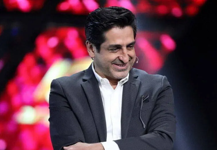 پرسپولیس با وحید هاشمیان به اوج می‌رسد: حمایت قاطع پیشکسوت سرخ‌ها و پیش‌بینی بازگشت ریکاردو ساپینتو