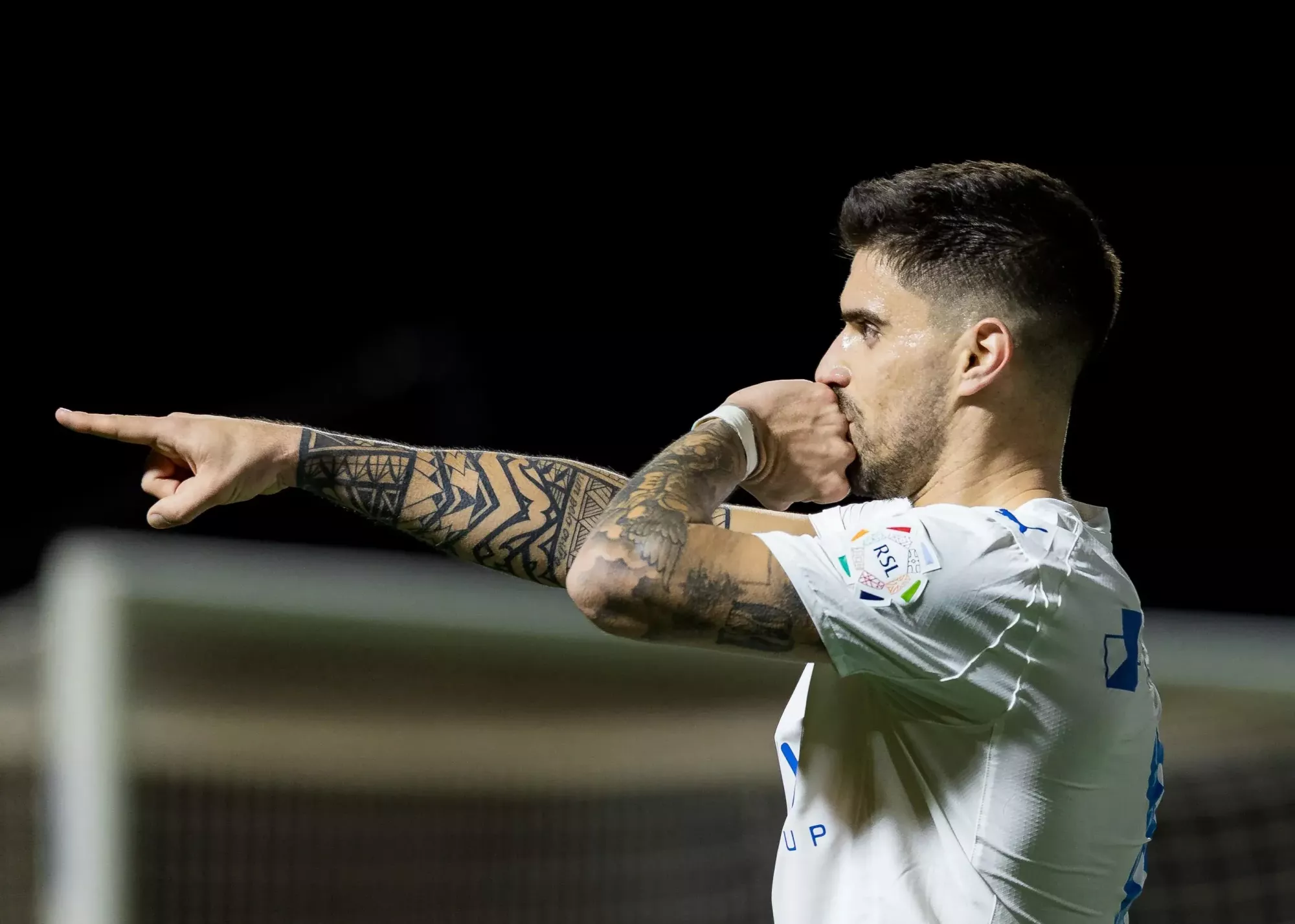الهلال