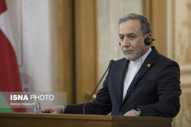 نقد سخت عراقچی: آمریکا از قوانین بین‌الملل گذشته است