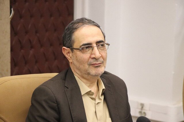 ذخایر کافی مواد غذایی و دارویی کشور تأمین شده است